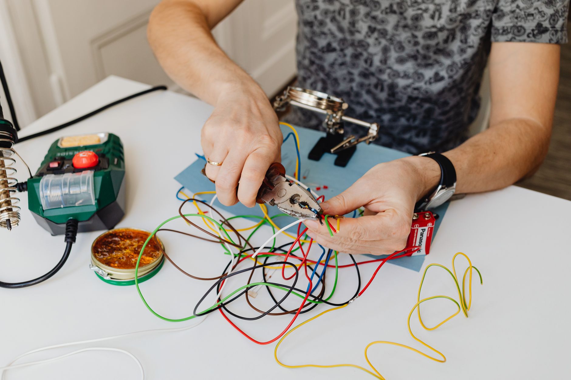 Why Electricians in Ballarat Choose Website Hosting That Actually Works
